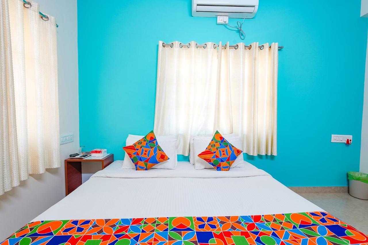 Fabexpress Manyu - Nr Haralur Road Hotel Bangalore